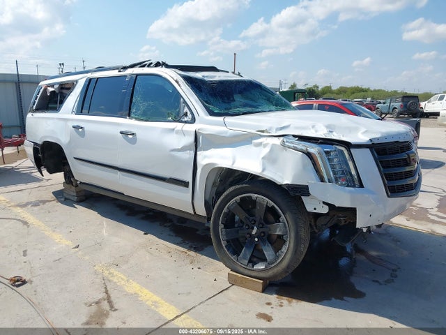 2016 CADILLAC ESCALADE ESV 1GYS4JKJ5GR460960 Photo 0