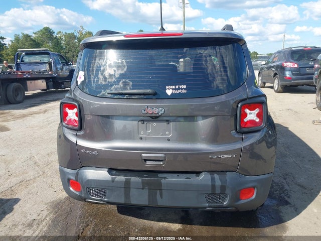 Jeep Renegade 2018 ZACCJBAB3JPJ44589 Image 16