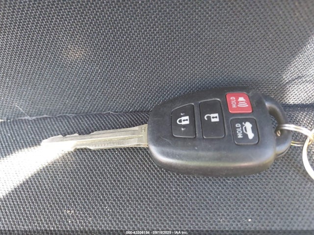 Toyota 2zr-fe 2015 2T1BURHE7FC242395 Image 11