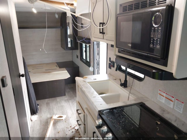 1UJBJ0BL7N17Z1142 Jayco 2022
