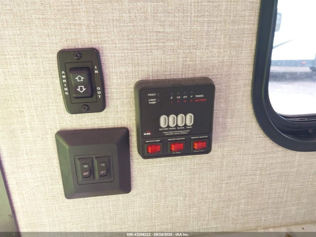1UJBJ0BL7N17Z1142 Jayco 2022