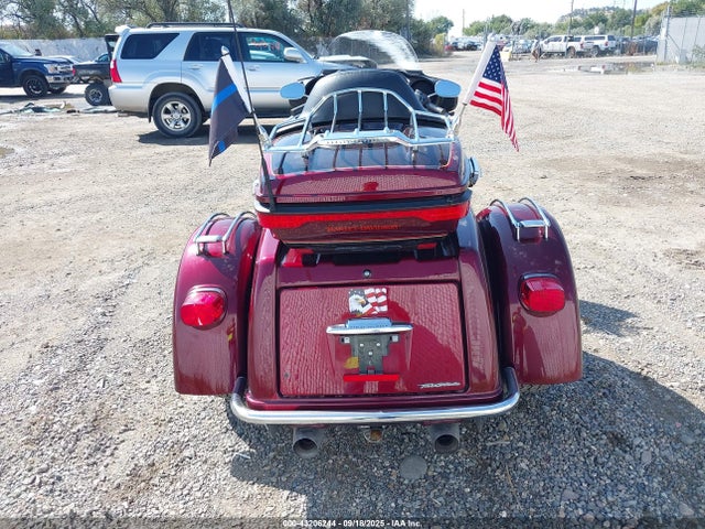 2015 HARLEY-DAVIDSON FLHTCUTG 1HD1MAL1XFB852158 Photo 5