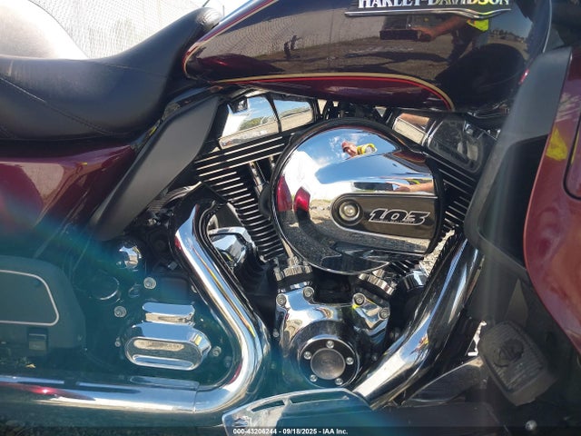 2015 HARLEY-DAVIDSON FLHTCUTG 1HD1MAL1XFB852158 Photo 7