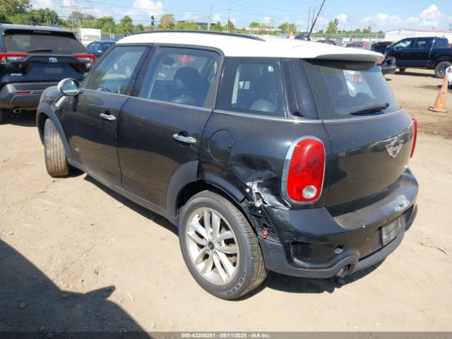 2011 MINI COOPER S COUNTRYMAN WMWZC5C57BWM11105 Photo 2