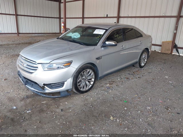Ford Taurus Limited 2019 1FAHP2F81KG107582 Image 2