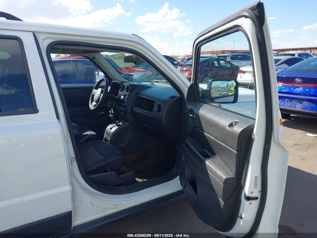 1C4NJRBB4ED771633 Jeep Patriot
