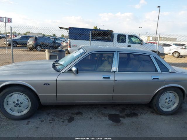 1994 JAGUAR VANDENPLAS SAJKX1743RC690441 Photo 5