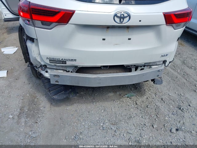 5TDKZRFH9HS520822 Toyota 2gr-fks