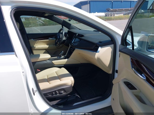 1GYKNDRS8HZ143074 Cadillac lgx - di: direct injection, vvt: variable valve timing, alum, gen 2