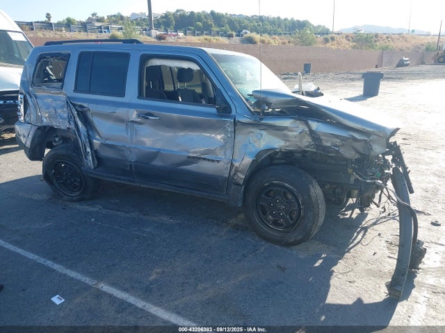 1C4NJPBA8FD325367 Jeep Patriot