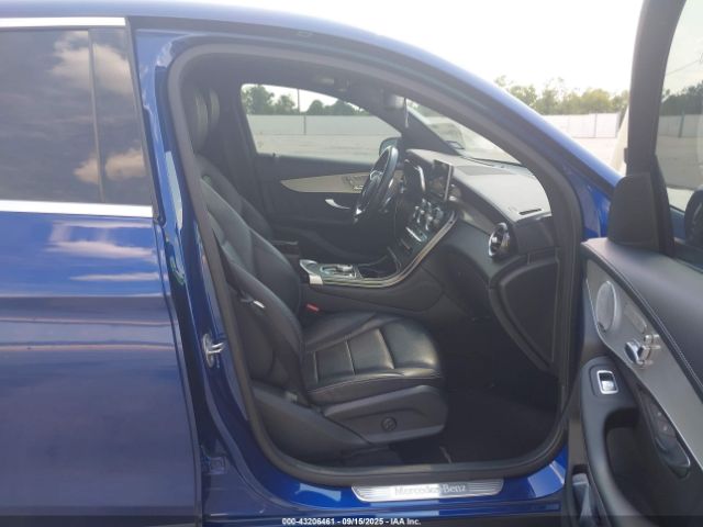 2019 MERCEDES-BENZ GLC 300 COUPE WDC0J4KB4KF549360 Photo 4