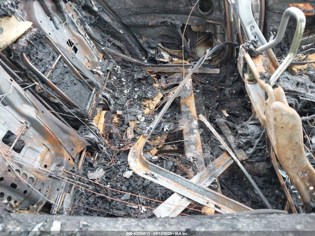 2017 BMW X1 WBXHT3C35H5F70971 Photo 7