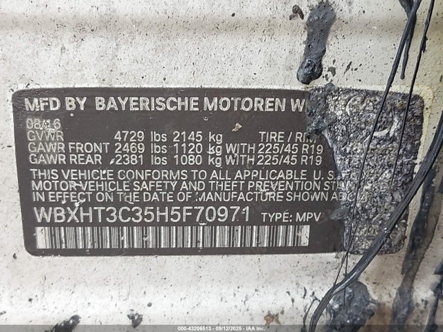 2017 BMW X1 WBXHT3C35H5F70971 Photo 8