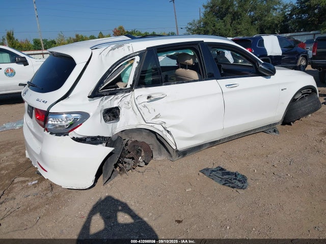 WDC0G6EB6HF172304 Mercedes-Benz m276