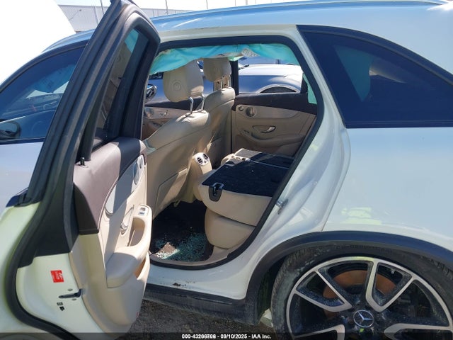 WDC0G6EB6HF172304 Mercedes-Benz m276