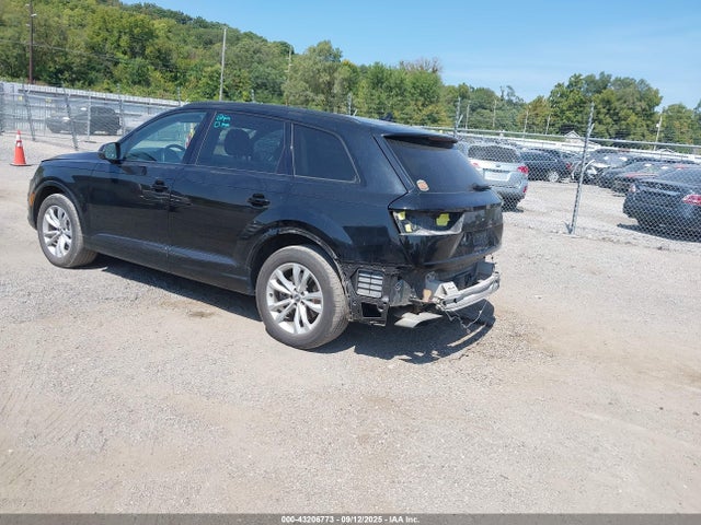 2017 AUDI Q7 WA1VABF71HD029184 Photo 2