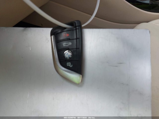 5UXTR7C54KLE93803 BMW 2019