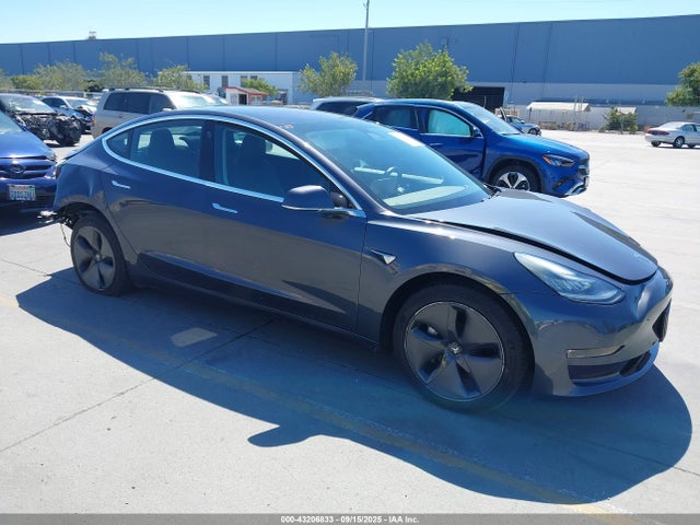 2018 TESLA MODEL 3 5YJ3E1EB1JF183216 Photo 0