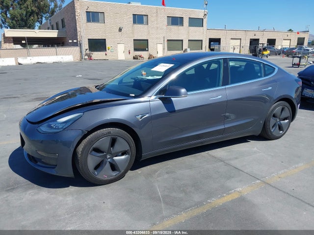 2018 TESLA MODEL 3 5YJ3E1EB1JF183216 Photo 1