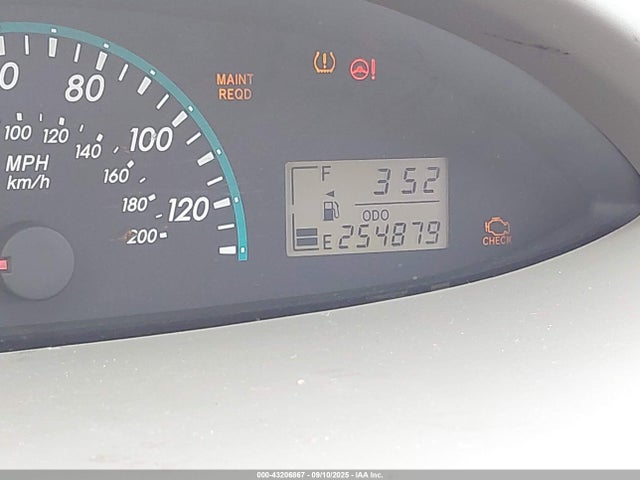 2010 Toyota Yaris მანქანა იყიდება აუქციონზე, vin: JTDBT4K37A1354544, აუქციონის ნომერი: 43206867