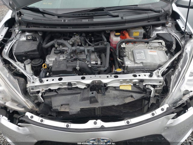 JTDKDTB35F1577860 Toyota 1nz-fxe+1lm