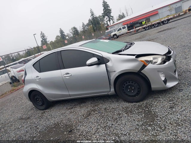 JTDKDTB35F1577860 Toyota 1nz-fxe+1lm