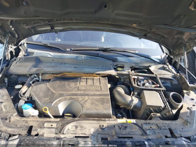 2018 JAGUAR E-PACE SADFJ2FX4J1Z05588 Photo 9