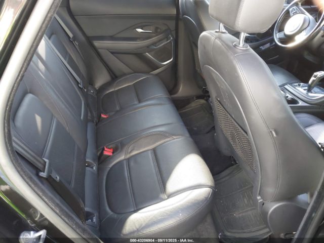 2018 JAGUAR E-PACE SADFJ2FX4J1Z05588 Photo 7