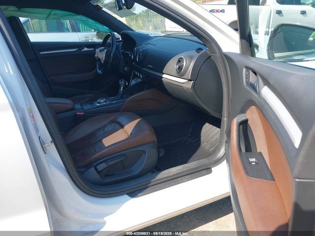 2015 AUDI A3 WAUBFGFF8F1016653 Photo 4