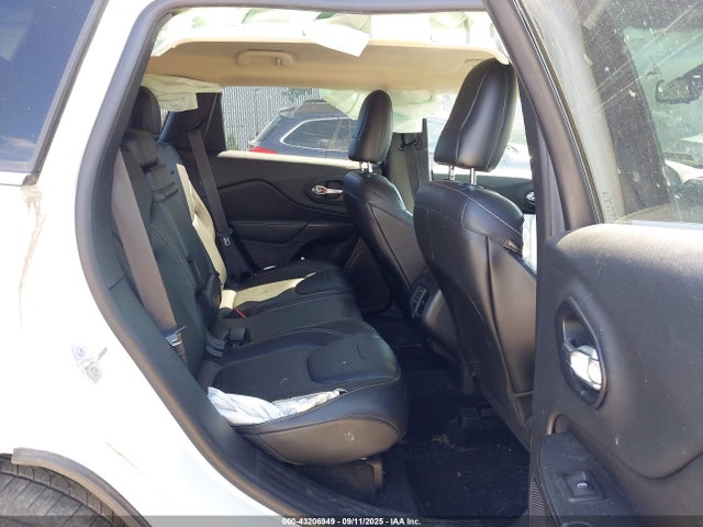 Jeep 2015 2015 1C4PJMCS9FW635191 Image 8