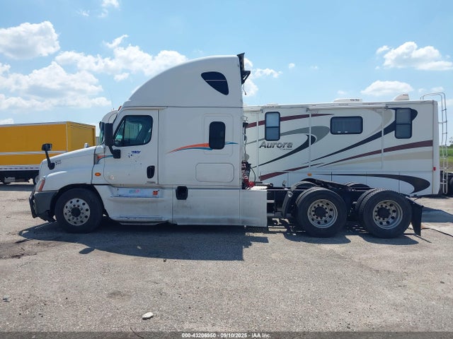3AKJGLD55GSFN4487 Freightliner detroit diesel dd15 ev