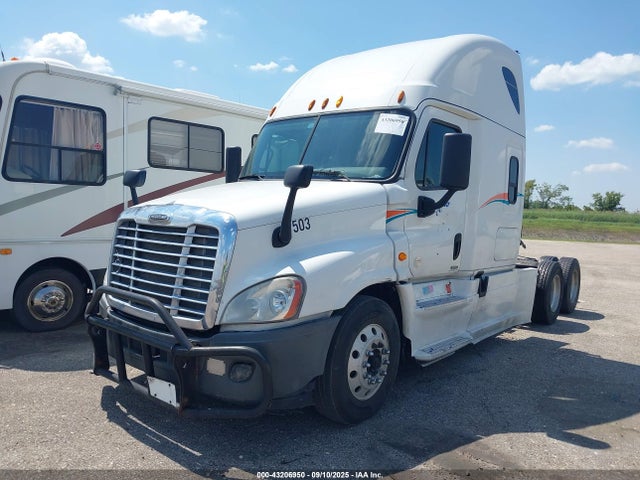 3AKJGLD55GSFN4487 Freightliner detroit diesel dd15 ev