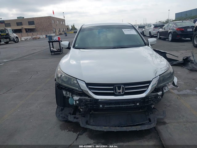1HGCR2F32FA021579 Honda k24w1