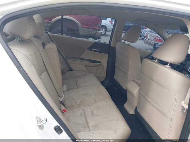 1HGCR2F32FA021579 Honda k24w1