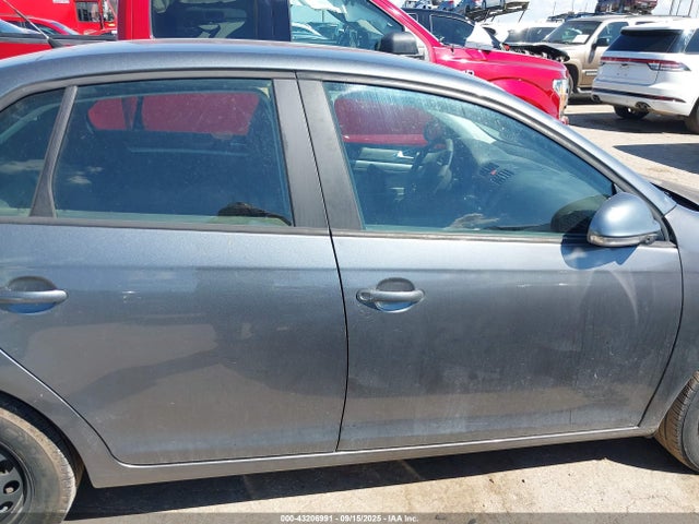 43206991 :رقم المزاد ، 3VWJZ7AJ3AM099581 vin ، 2010 Volkswagen Jetta S مزاد بيع