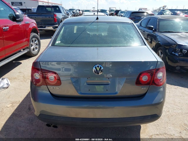 43206991 :رقم المزاد ، 3VWJZ7AJ3AM099581 vin ، 2010 Volkswagen Jetta S مزاد بيع