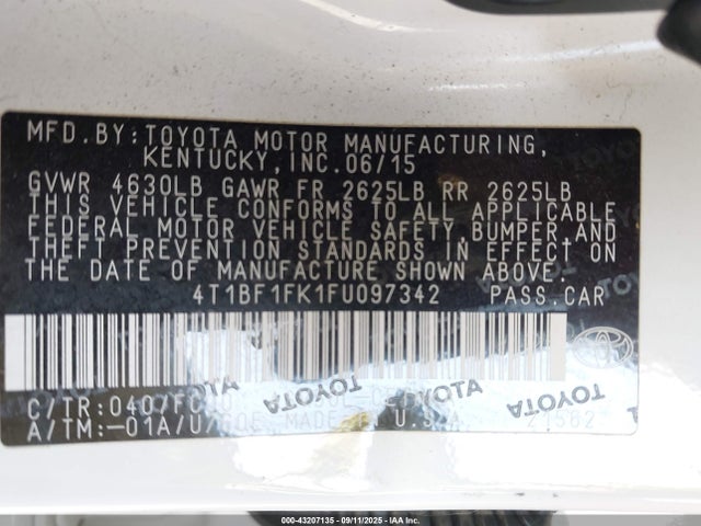 43207135 :رقم المزاد ، 4T1BF1FK1FU097342 vin ، 2015 Toyota Camry Le مزاد بيع