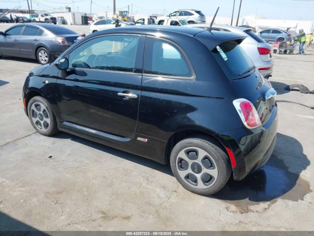 2015 FIAT 500E 3C3CFFGE2FT733005 Photo 2