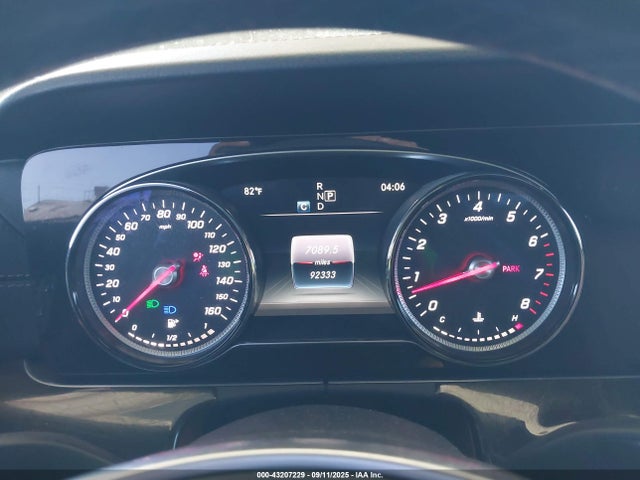 Mercedes-Benz m276 2018 WDD1J6FB1JF041609 Image 7