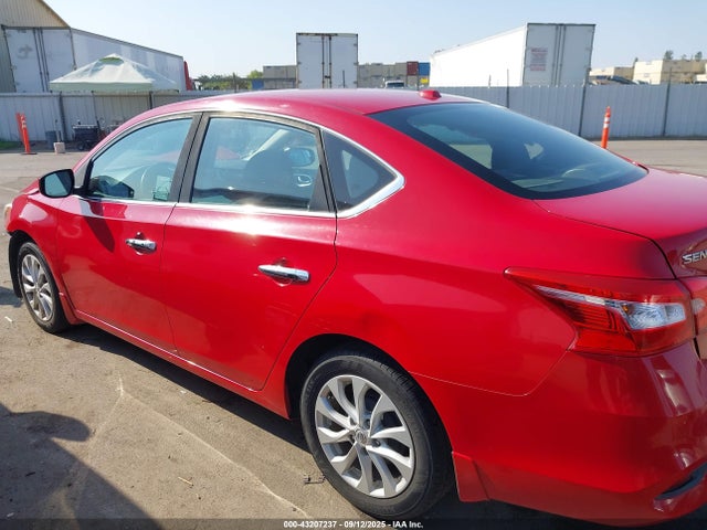 Nissan 2018 2018 3N1AB7AP3JL616933 Image 15