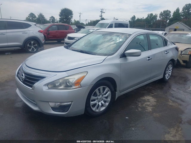 Продажа на аукционе авто 2015 Nissan Altima 2.5 S, vin: 1N4AL3AP5FC189136, номер лота: 43207253