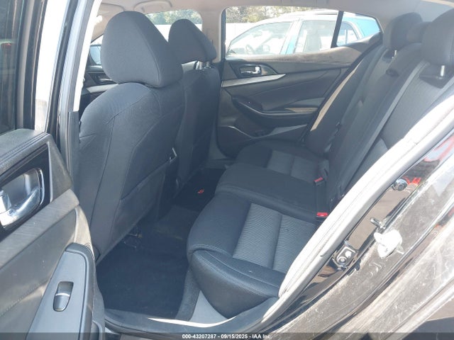 Nissan Maxima 2016 1N4AA6AP7GC416299 Image 8