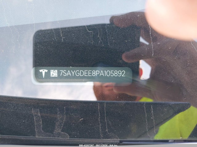 7SAYGDEE8PA105892 Tesla Model Y