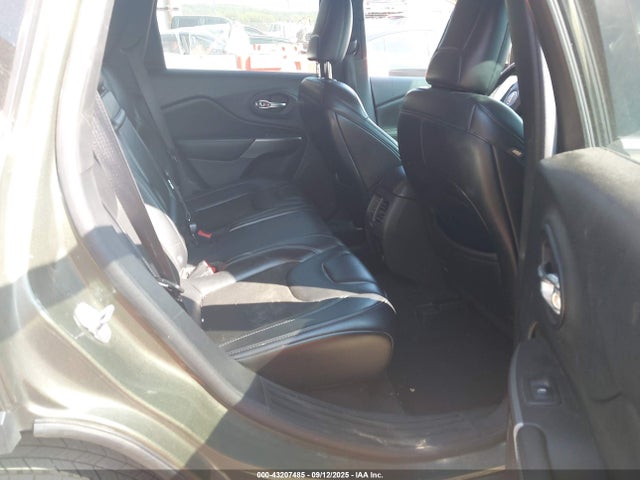 Продаж на аукціоні авто 2019 Jeep Cherokee Latitude Plus 4x4, vin: 1C4PJMLX6KD166983, номер лоту: 43207485