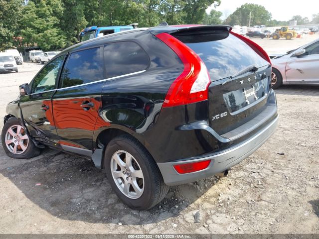 2011 VOLVO XC60 YV4952DL1B2163771 Photo 2