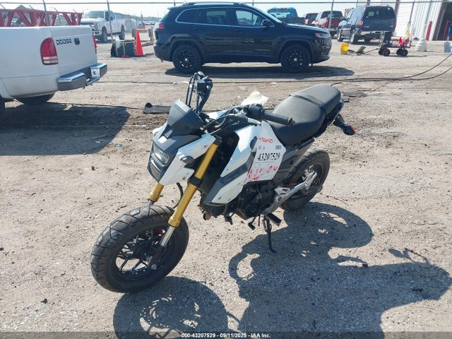 MLHJC7511J5009653 Honda Jc75e-2000001