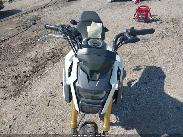 MLHJC7511J5009653 Honda Jc75e-2000001