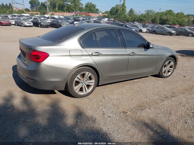 WBA8E3G54GNT79425 BMW 328I