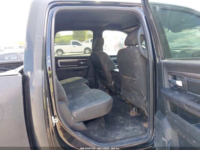 1C6RR6LG7RS156151 RAM 1500