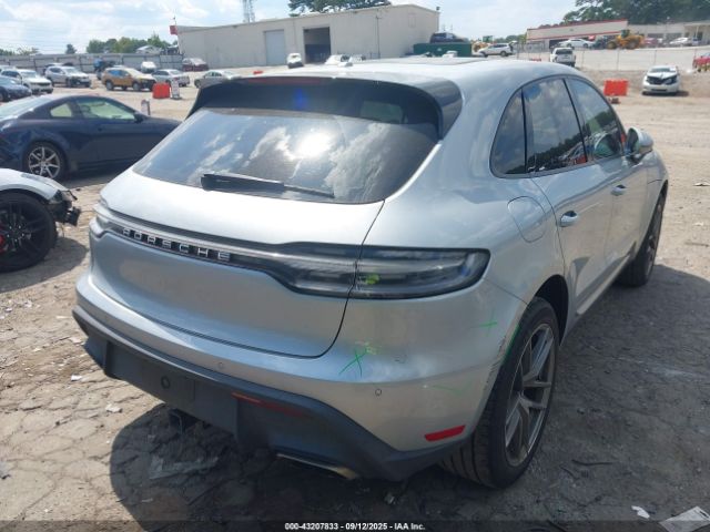 2023 PORSCHE MACAN WP1AA2A58PLB09868 Photo 3